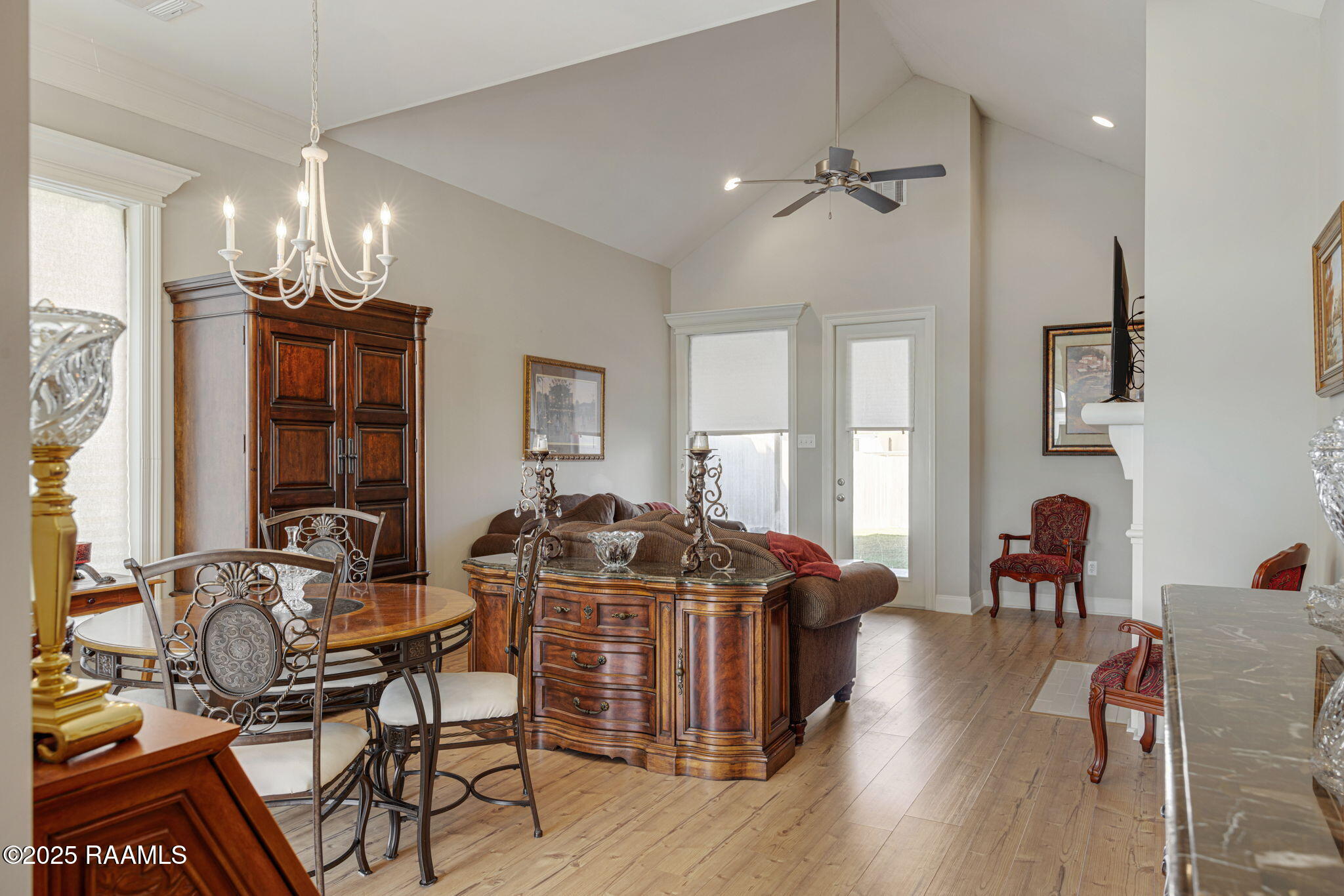 305 Sleepy Brook Road Lafayette, LA 70508 - Photo 3 of 24 3-web-or-mls-305 Sleepy Brook Rd-3