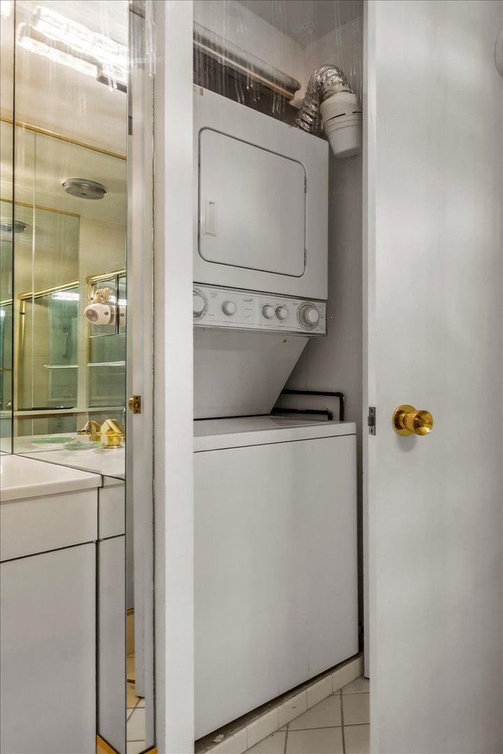 1630 Sheridan Road, Unit 9G Wilmette, IL 60091 - Photo 19 of 29 Gallery Image 19
