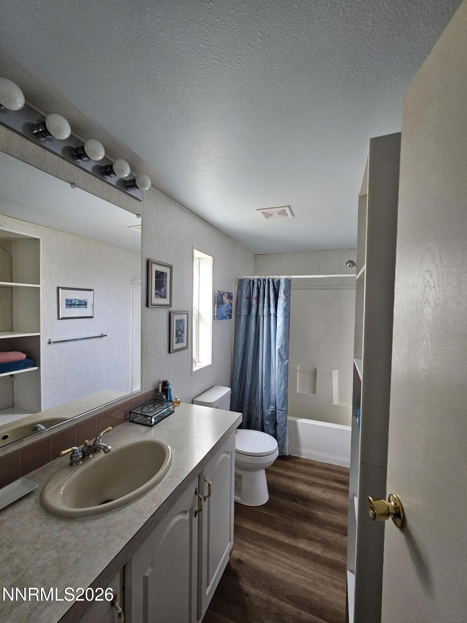 118 Mark Street Gardnerville, NV 89410 - Photo 11 of 15 1000061695