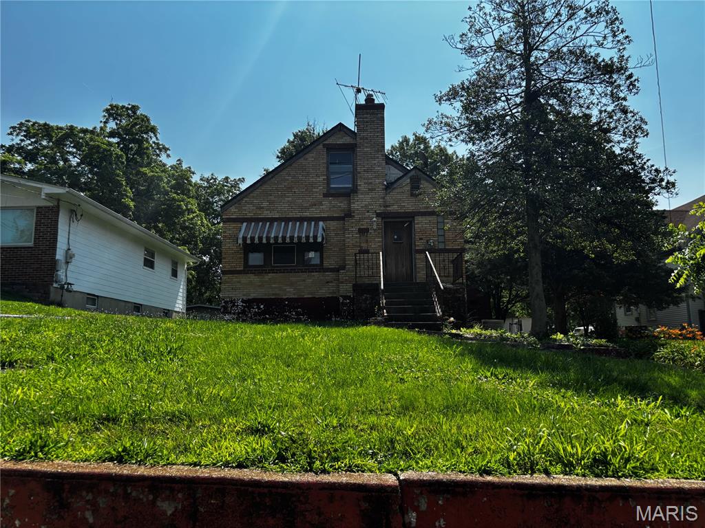 2814 Walton Road St. Louis, MO 63114 - Photo 1 of 32 Gallery Image 1