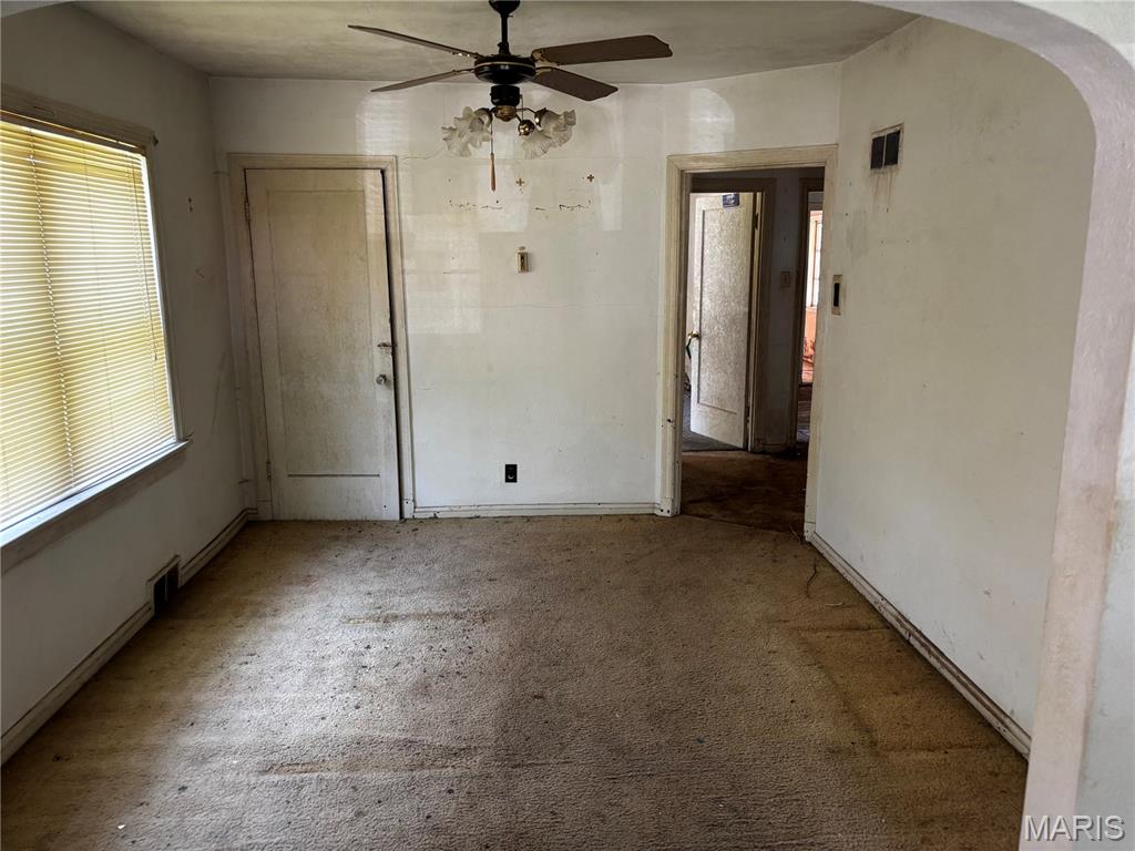 2814 Walton Road St. Louis, MO 63114 - Photo 6 of 32 Gallery Image 6