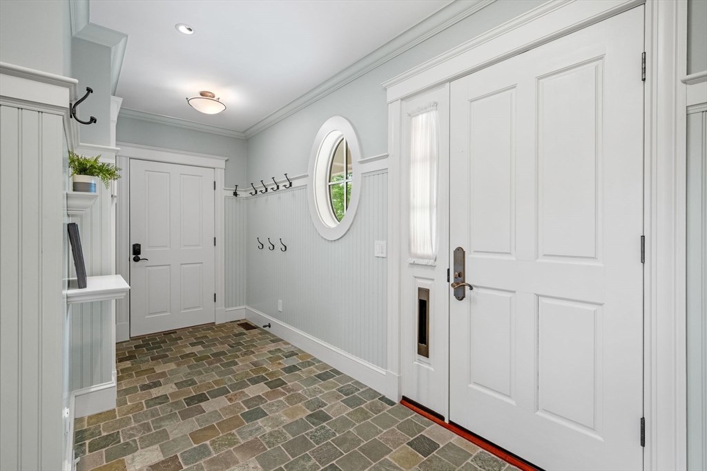 20 Elmwood Road Marblehead, MA 01945 - Photo 16 of 38
