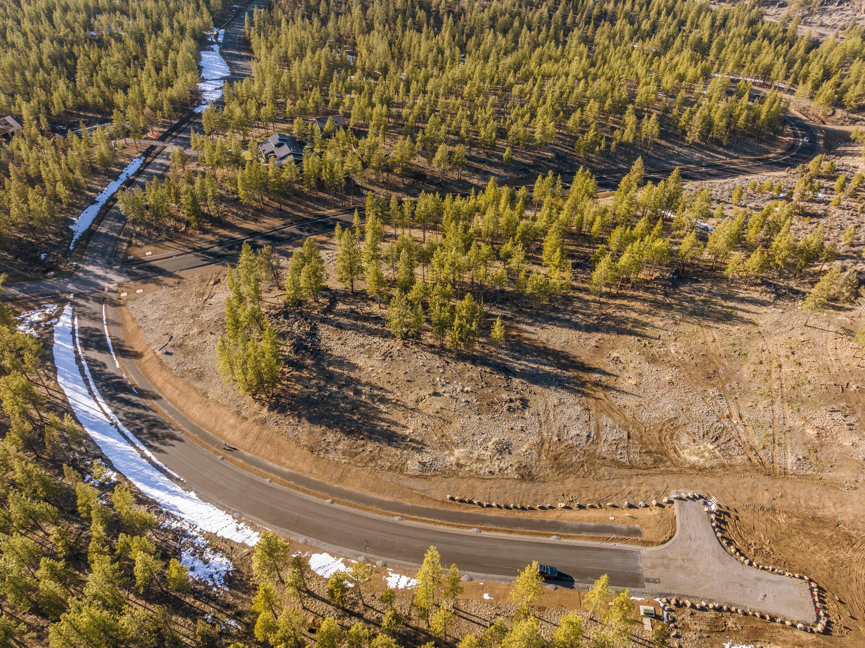 3 Skyline Ranch Road Bend, OR 97703 - Photo 16 of 18 DJI_0319-HDR