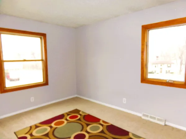 $160,000 | 1521 Emerald Drive, Davenport, IA 52804
