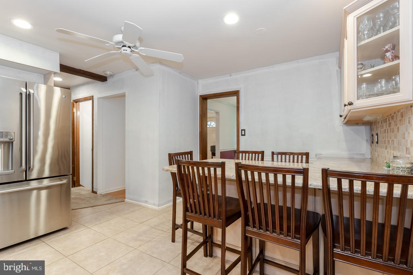 908 Radnor Road Wayne, PA 19087 - Photo 11 of 46