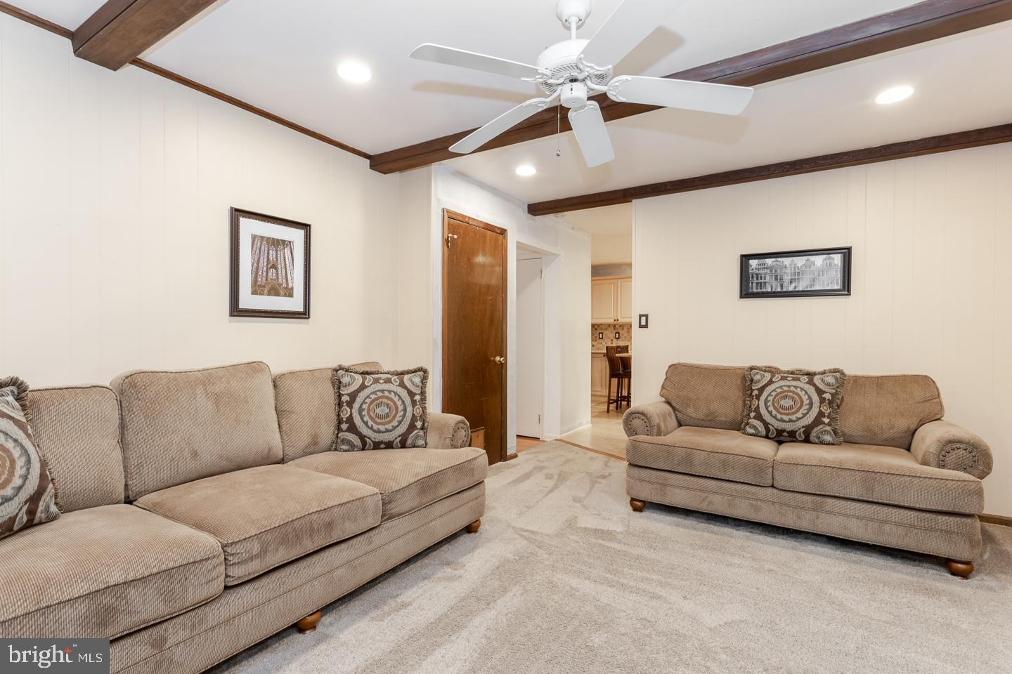 908 Radnor Road Wayne, PA 19087 - Photo 12 of 46