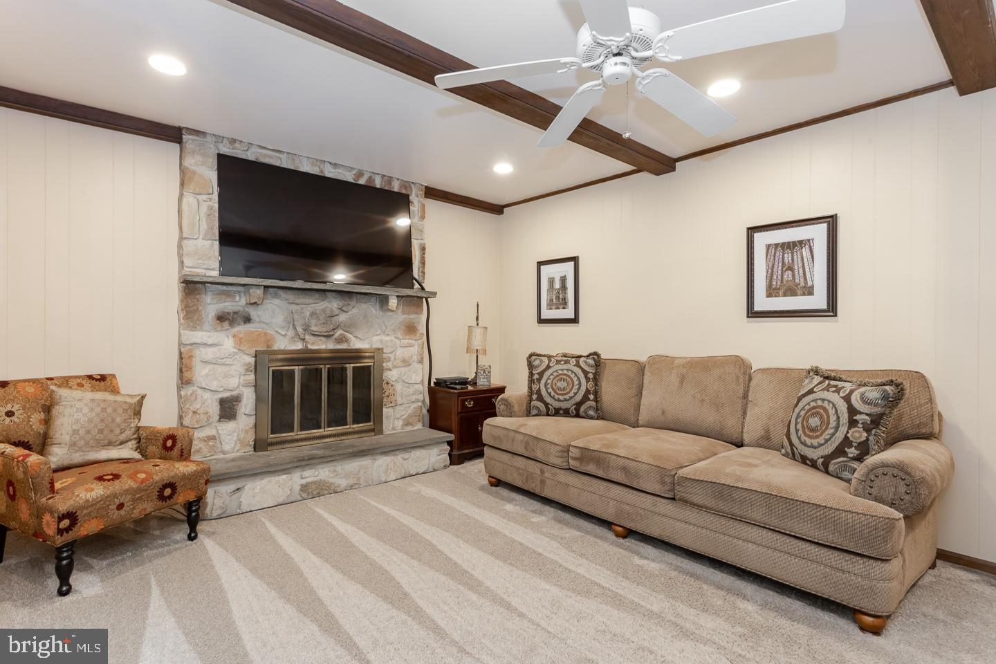 908 Radnor Road Wayne, PA 19087 - Photo 13 of 46