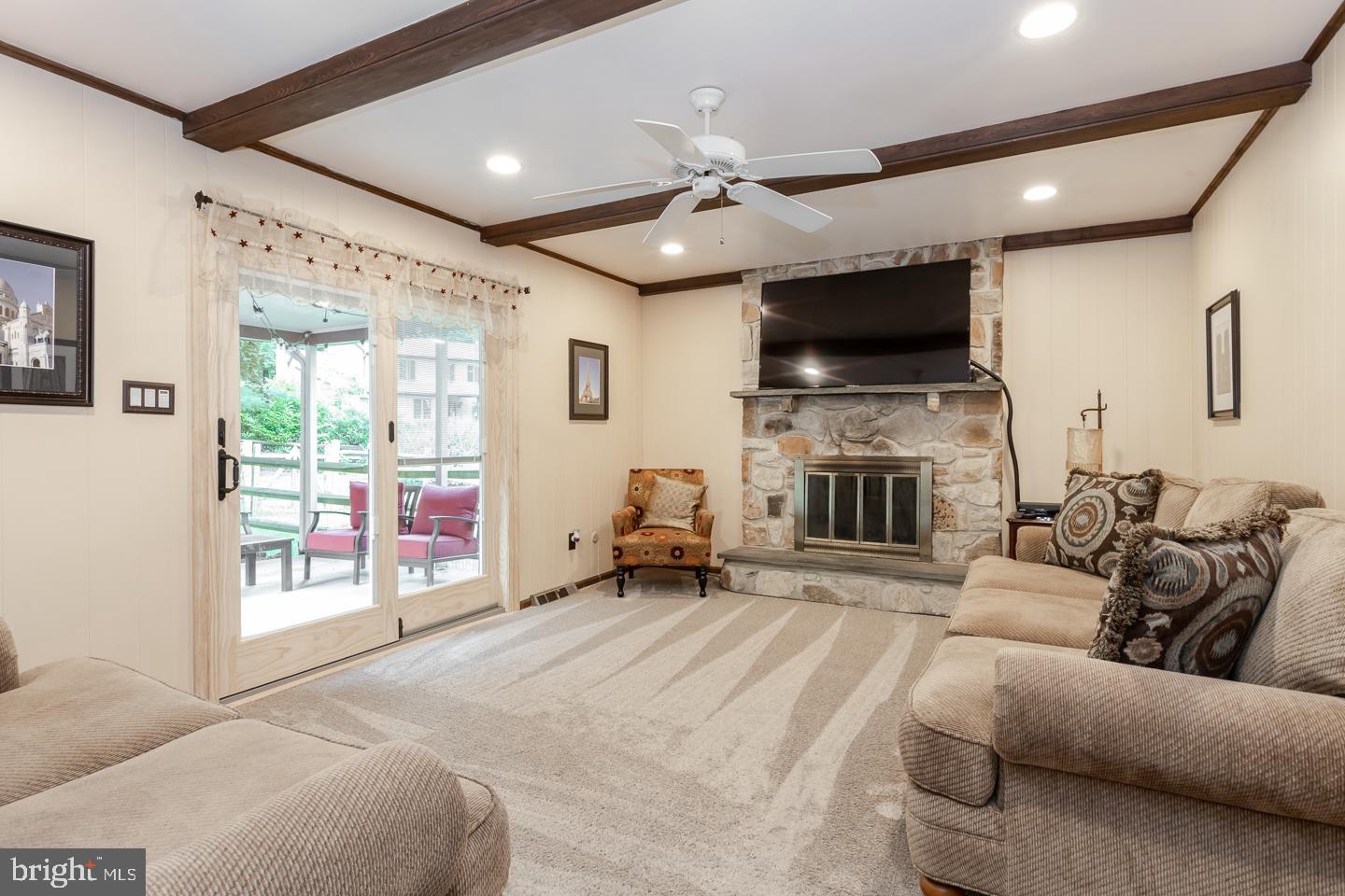 908 Radnor Road Wayne, PA 19087 - Photo 14 of 46