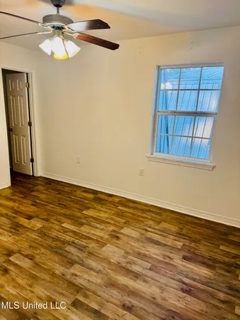$1,175 | 590 Royal Oak Drive, Unit 1, Pass Christian, MS 39571
