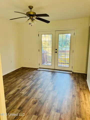 $1,175 | 590 Royal Oak Drive, Unit 1, Pass Christian, MS 39571