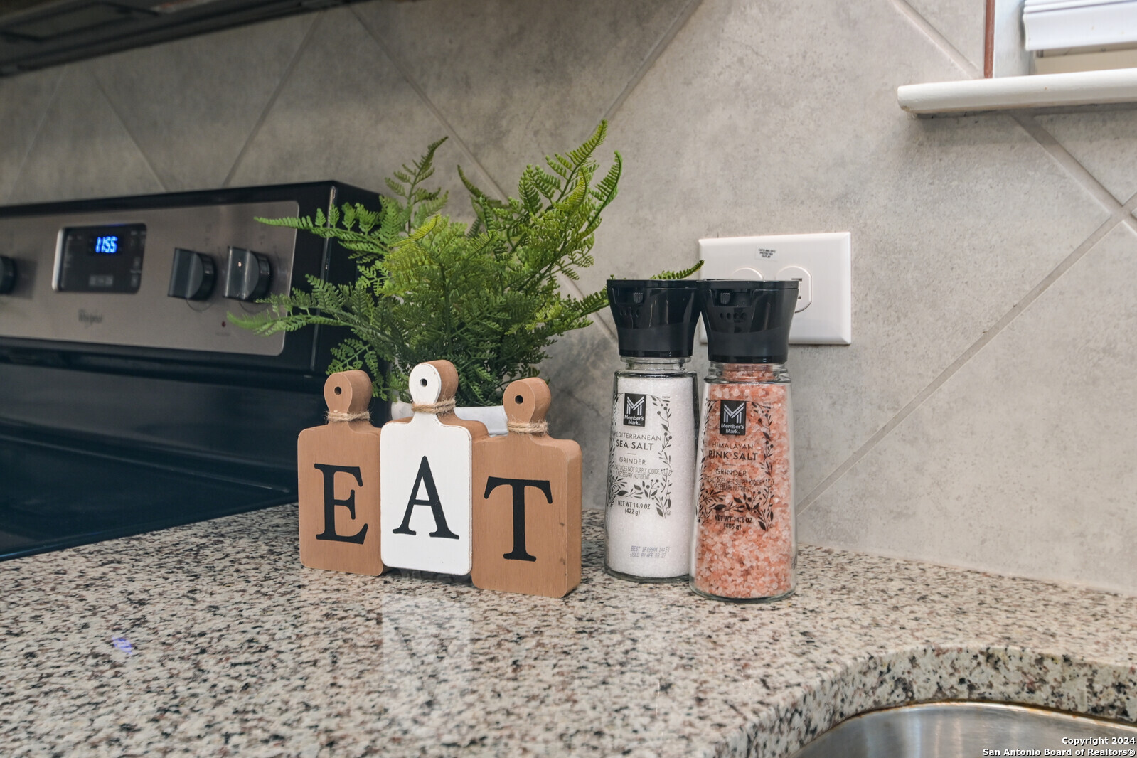 2411 Verona Way San Antonio, TX 78259 - Photo 6 of 22 a view of living room filled with furniture and a table