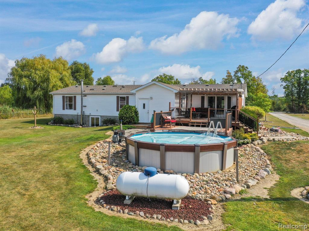 4811 Knoll Road Capac, MI 48014 - Photo 12 of 38