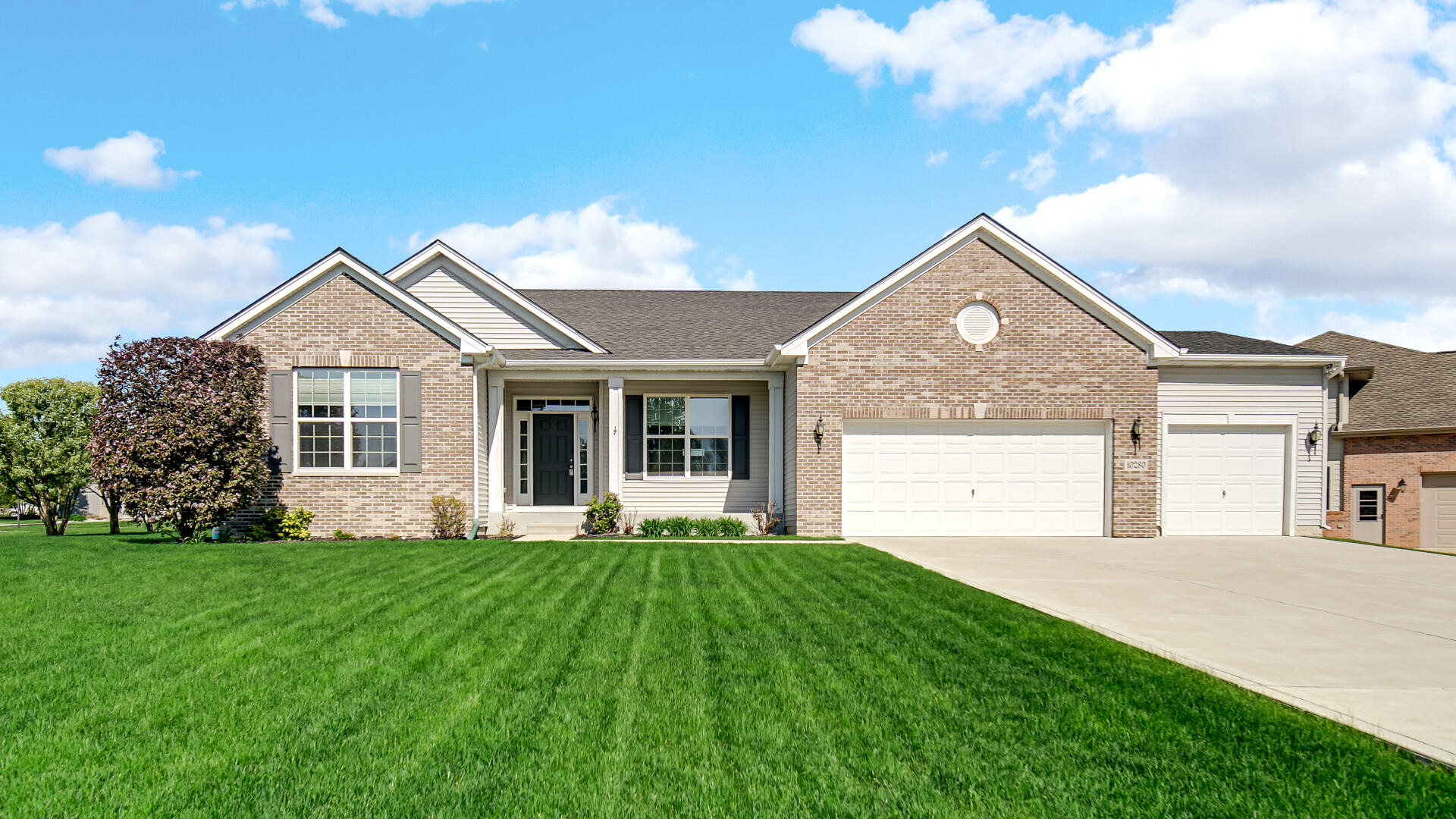 10280 California Street Crown Point, IN 46307 - Photo 2 of 32 1920x1080