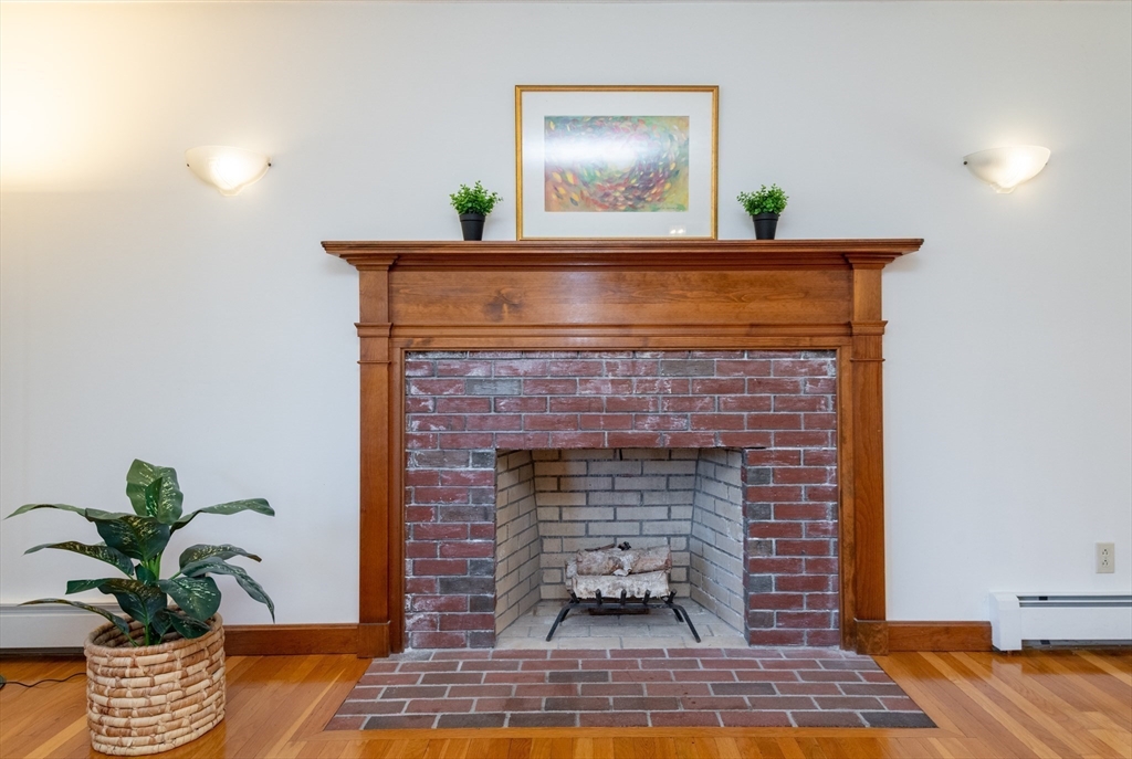29 Ellen Road Stoneham, MA 02180 - Photo 8 of 42 Gallery Image 8