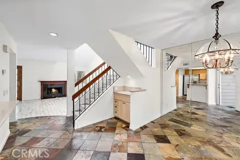 $3,800 | 601 San Nicholas Court, Laguna Beach, CA 92651