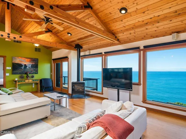 $1,995,000 | 7400 S Highway 1, Elk, CA 95432