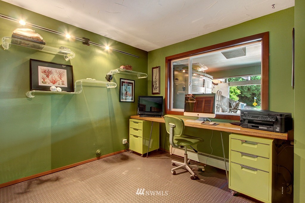 8499 Tillicum Road Southwest Seattle, WA 98136 - Photo 18 of 20