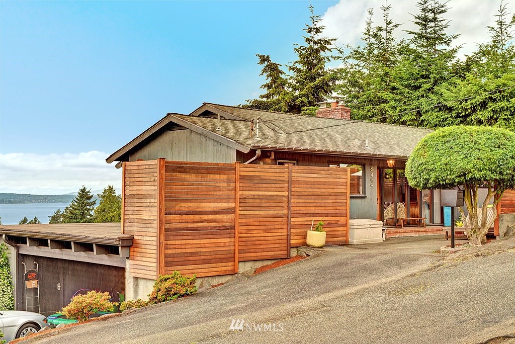 8499 Tillicum Road Southwest Seattle, WA 98136 - Photo 19 of 20