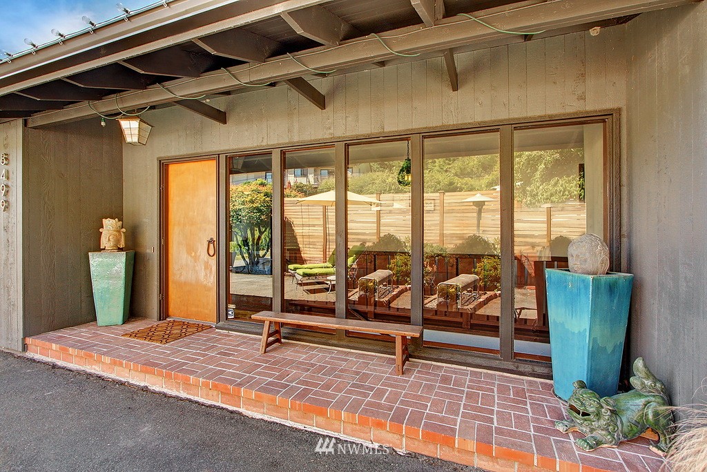 8499 Tillicum Road Southwest Seattle, WA 98136 - Photo 6 of 20