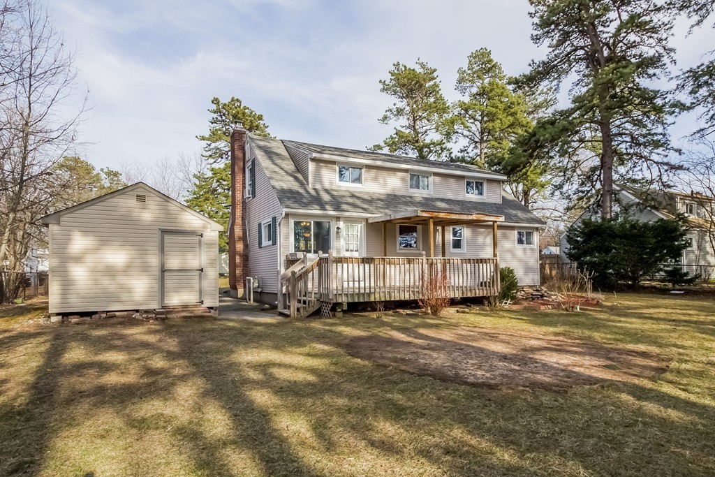 46 Grattan Street Springfield, MA 01119 - Photo 4 of 29 Gallery Image 4
