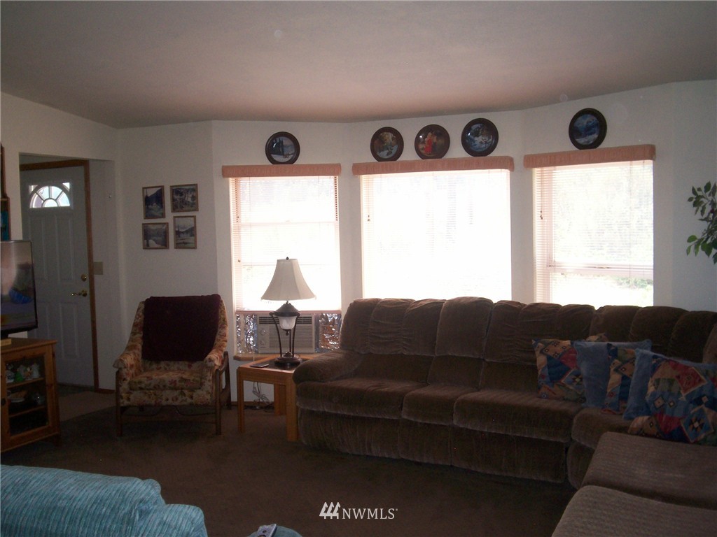 70 McDonald Road Cle Elum, WA 98922 - Photo 3 of 15 Gallery Image 3