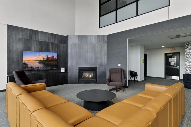 $2,575 | 401 North 2nd Street, Unit 305, Minneapolis, MN 55401