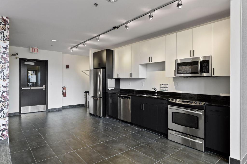 401 North 2nd Street, Unit 305 Minneapolis, MN 55401 - Photo 23 of 41