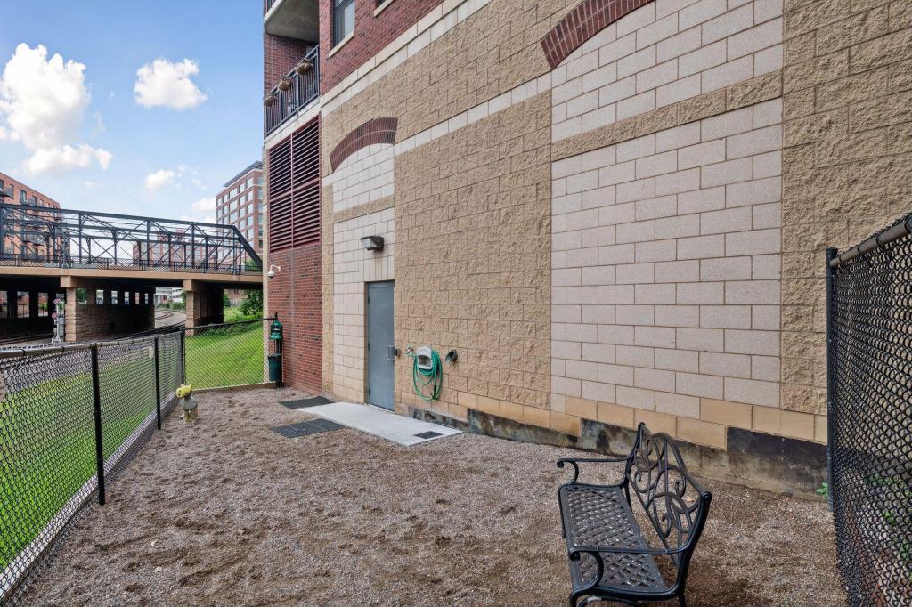 401 North 2nd Street, Unit 305 Minneapolis, MN 55401 - Photo 32 of 41