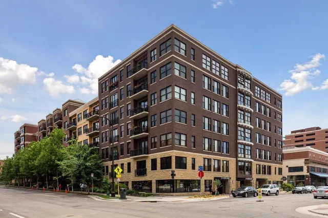 $2,575 | 401 North 2nd Street, Unit 305, Minneapolis, MN 55401