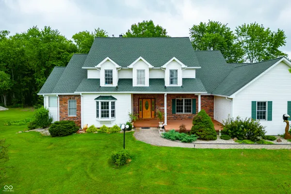 $799,900 | 15411 Highway 9, Hope, IN 47246