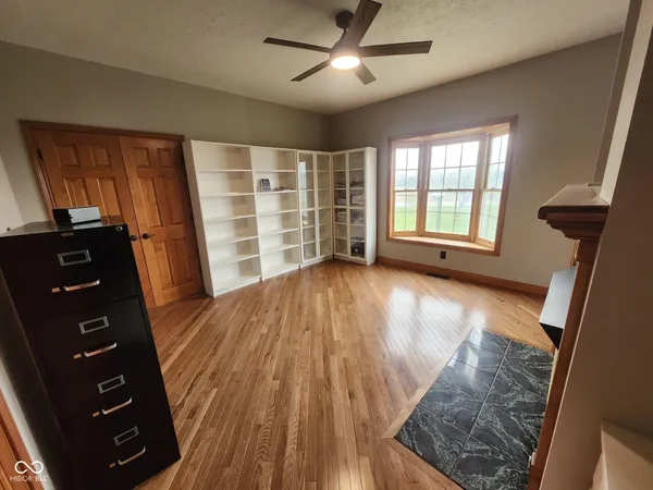 $799,900 | 15411 Highway 9, Hope, IN 47246