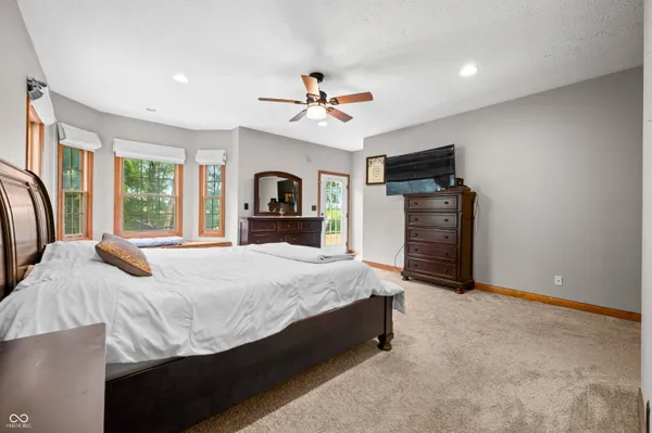 $799,900 | 15411 Highway 9, Hope, IN 47246