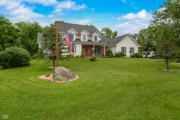 $799,900 | 15411 Highway 9, Hope, IN 47246