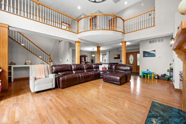 $799,900 | 15411 Highway 9, Hope, IN 47246