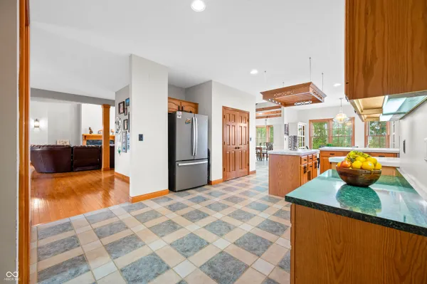 $799,900 | 15411 Highway 9, Hope, IN 47246