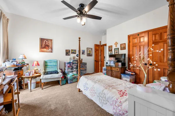 $799,900 | 15411 Highway 9, Hope, IN 47246