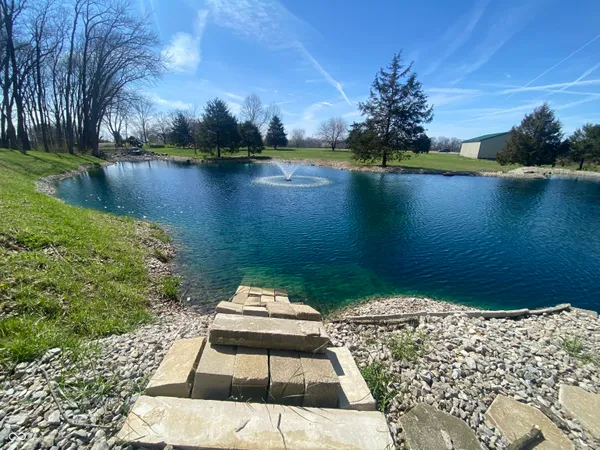 $799,900 | 15411 Highway 9, Hope, IN 47246