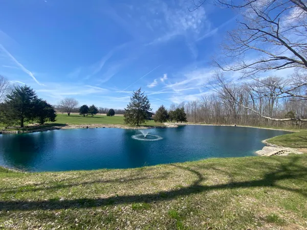 $799,900 | 15411 Highway 9, Hope, IN 47246