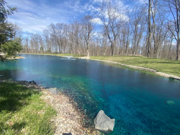 $799,900 | 15411 Highway 9, Hope, IN 47246