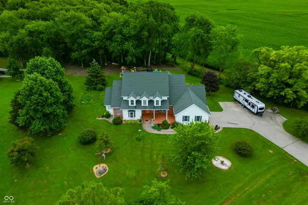 $799,900 | 15411 Highway 9, Hope, IN 47246