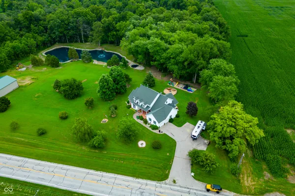 $799,900 | 15411 Highway 9, Hope, IN 47246