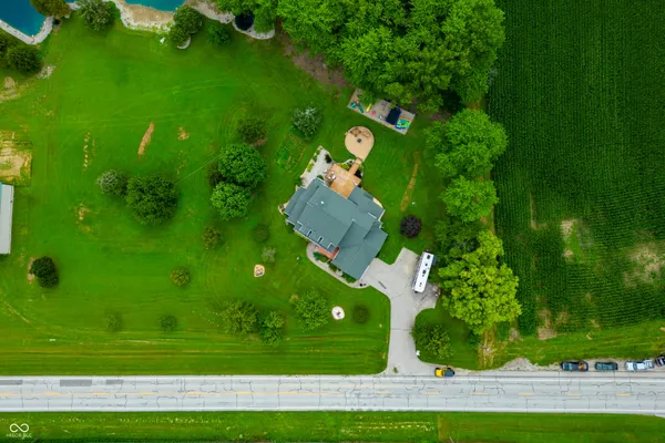 $799,900 | 15411 Highway 9, Hope, IN 47246