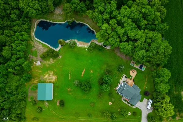 $799,900 | 15411 Highway 9, Hope, IN 47246