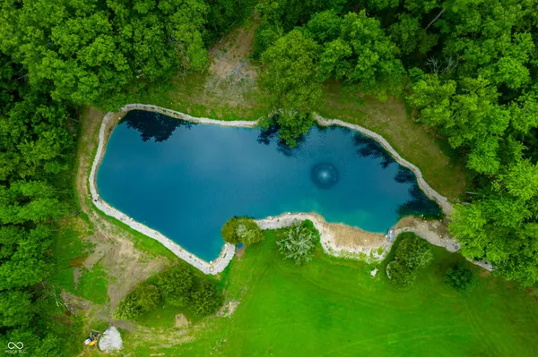 $799,900 | 15411 Highway 9, Hope, IN 47246