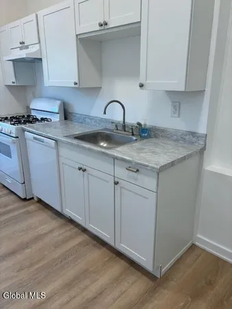 $1,495 | 80-82 Milton Avenue, Unit 1, Ballston Spa, NY 12020