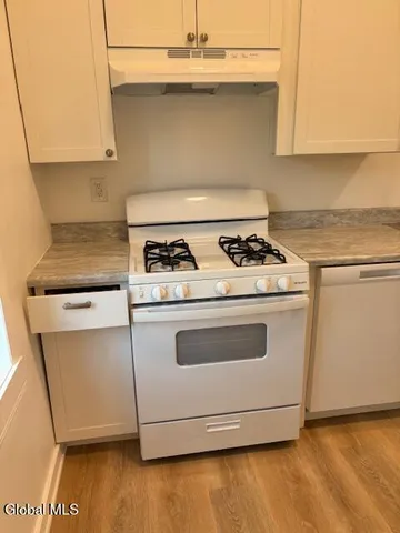 $1,495 | 80-82 Milton Avenue, Unit 1, Ballston Spa, NY 12020