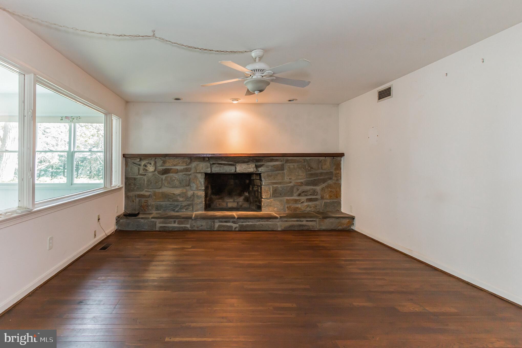 22610 Peach Tree Road Boyds, MD 20841 - Photo 17 of 40