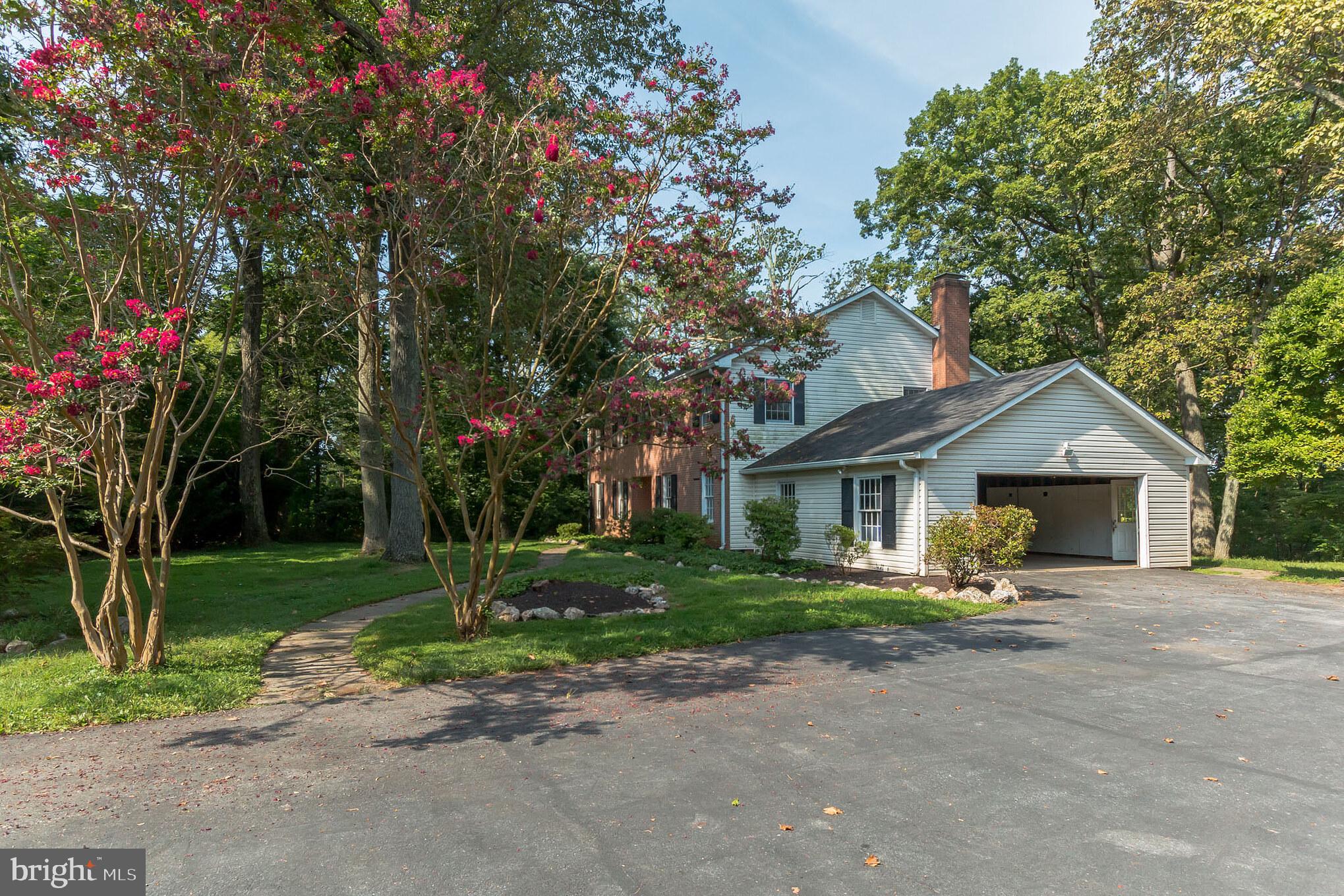 22610 Peach Tree Road Boyds, MD 20841 - Photo 3 of 40