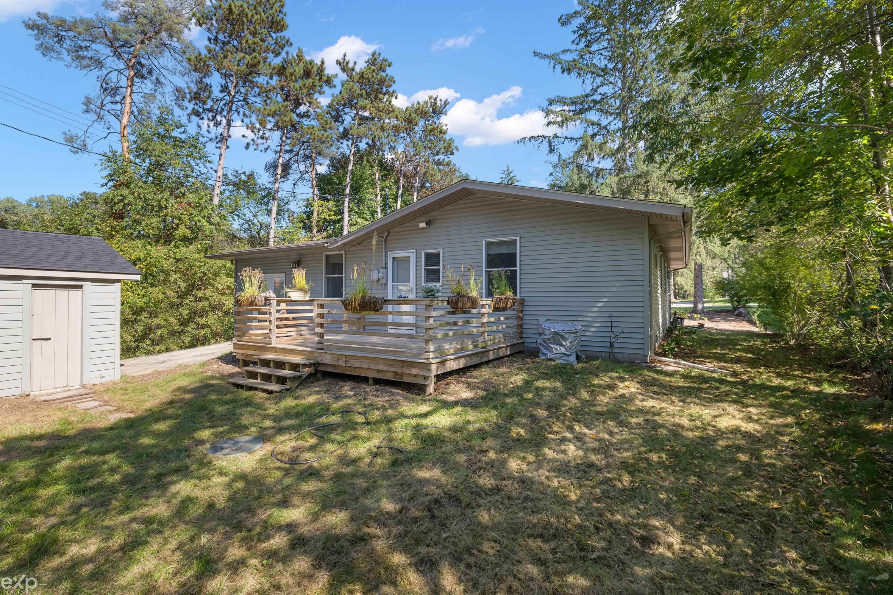 60685 Mt Vernon Road Rochester, MI 48306 - Photo 18 of 43