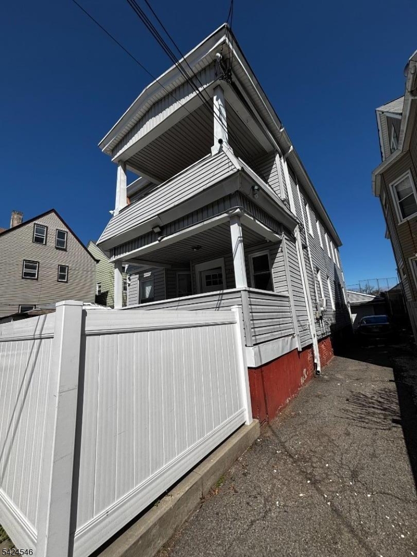 203 Lawrence Street Paterson, NJ 07501 - Photo 2 of 12